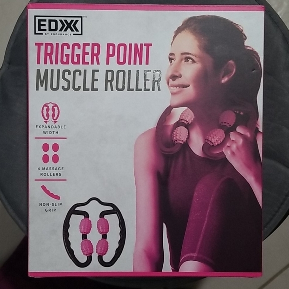 Trigger Point Muscle Roller ~ Pink - Picture 1 of 4